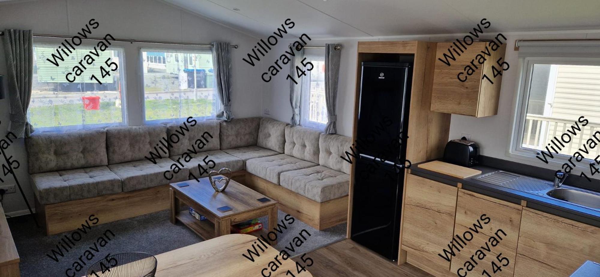 Willows Caravan 145 Llanddwywe Buitenkant foto