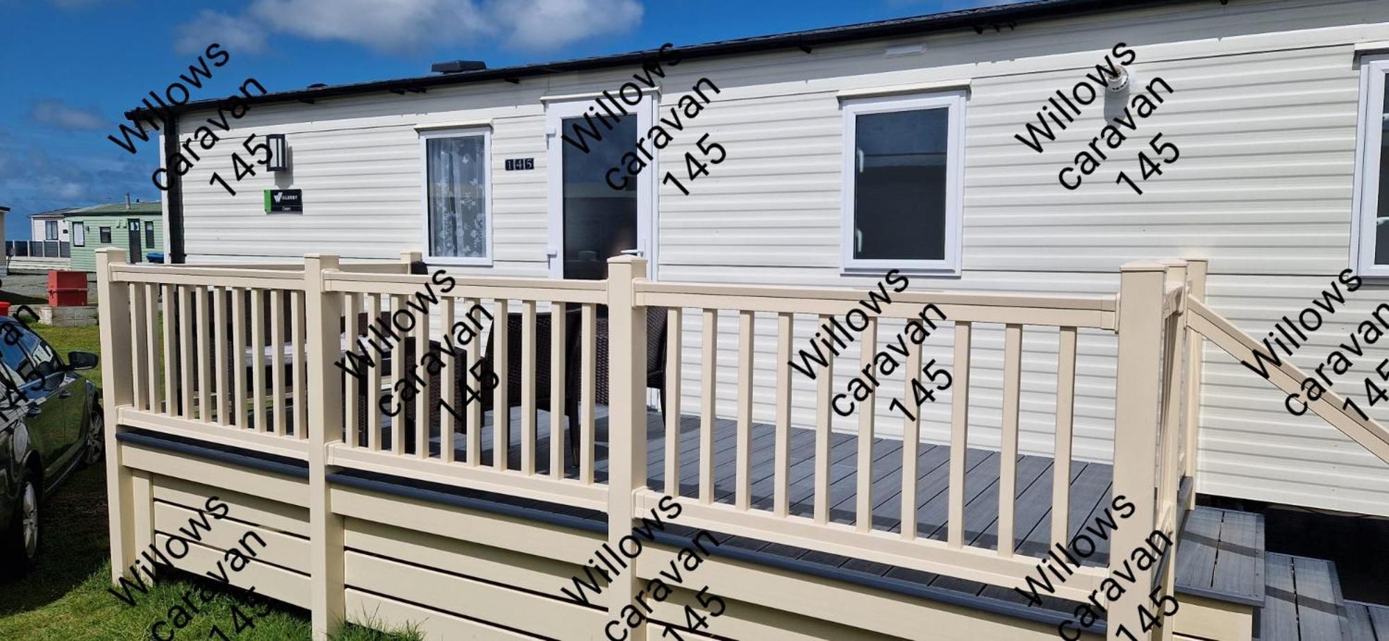 Willows Caravan 145 Llanddwywe Buitenkant foto